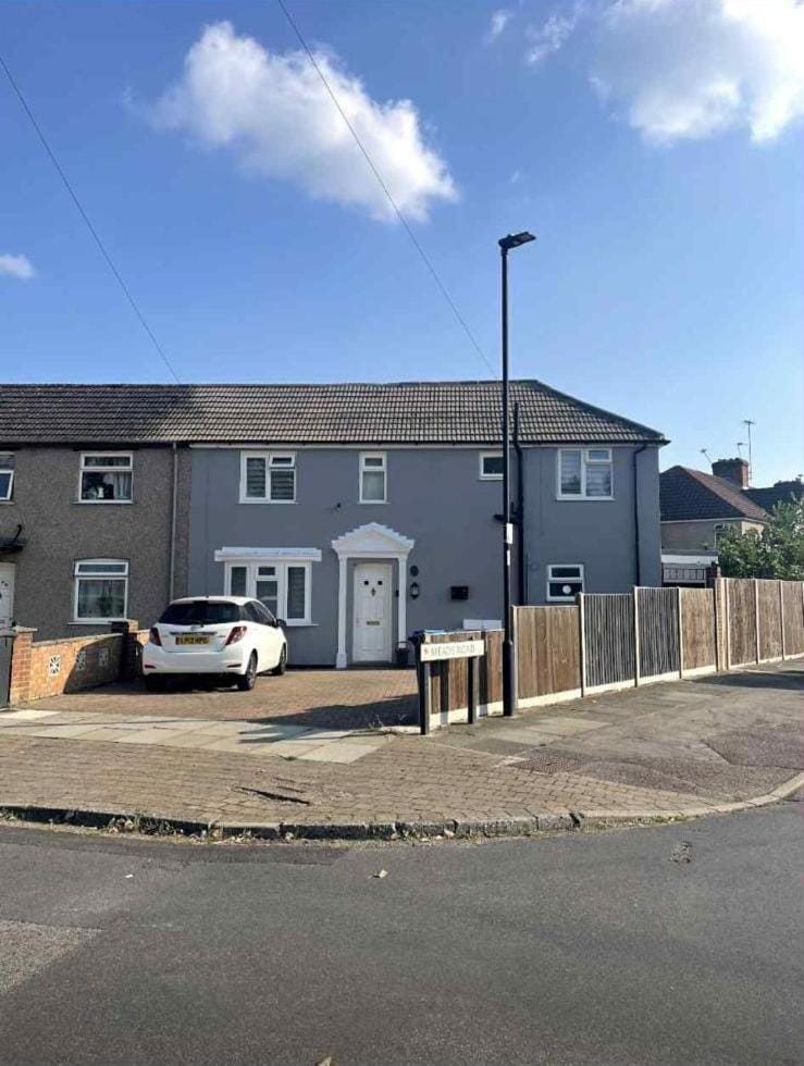 Property building, Street view, Parking