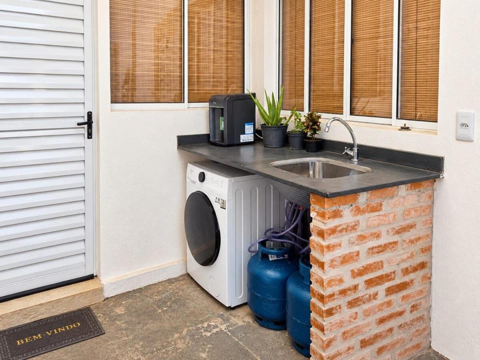 Kitnet 1 ao lado da UniCPO e próximo à USP centrinho Apartment in Bauru