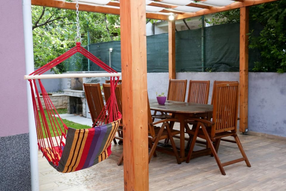 BBQ facilities, Balcony/Terrace