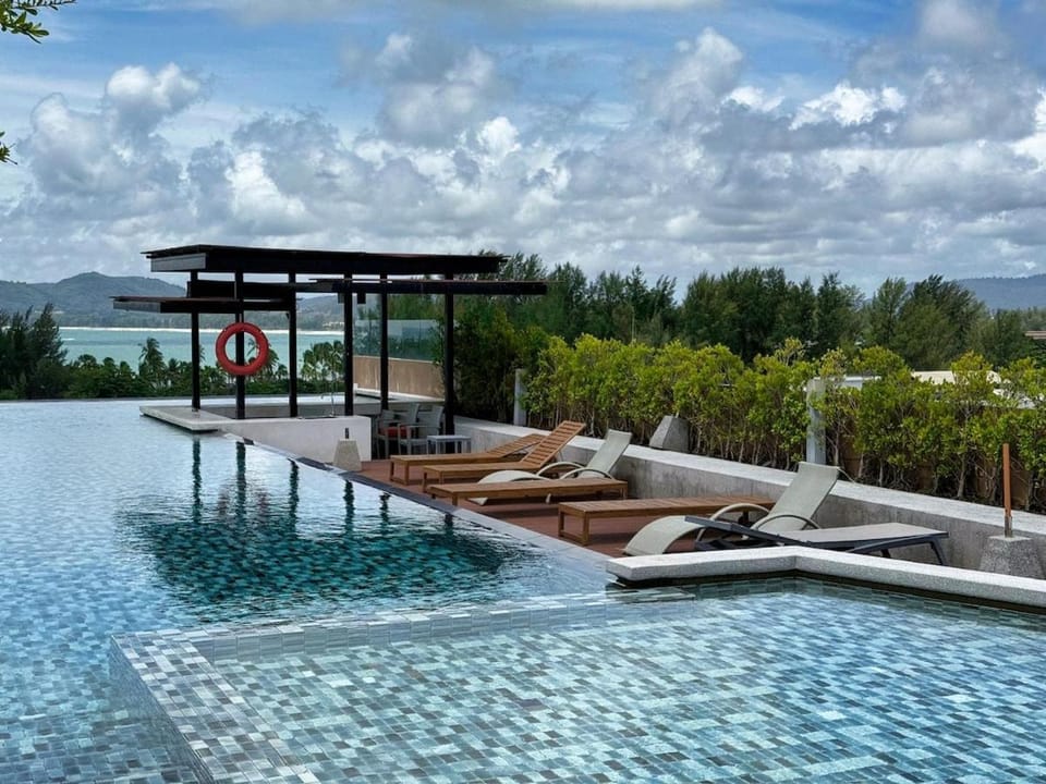 Spacious Suite by the Beach - Wi-Fi 500Mbs - B Apartment in Choeng Thale