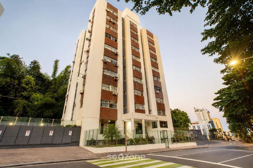 Facade/entrance, Off site