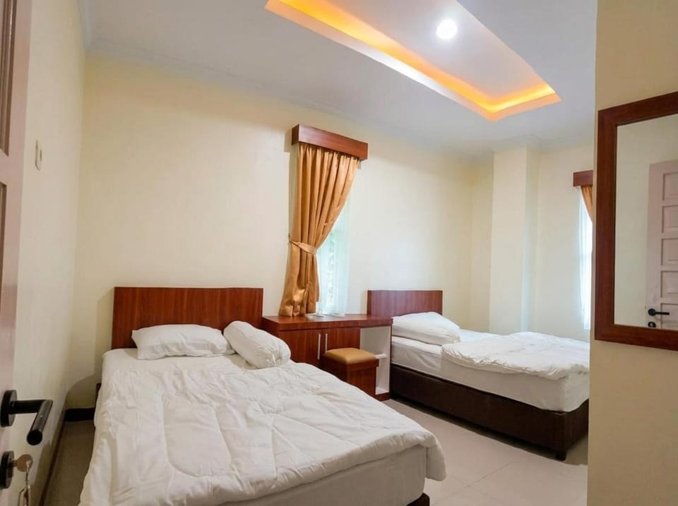 Penginapan Sinar Surya Toraja Utara Bed and Breakfast in Indonesia