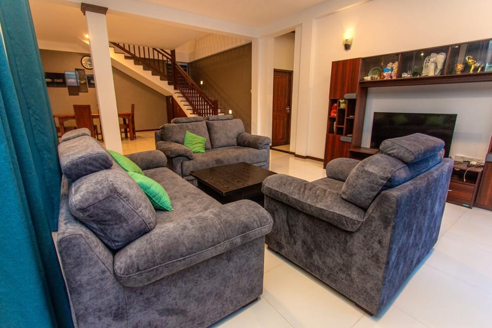 The Freedom Stay Villa in Hikkaduwa