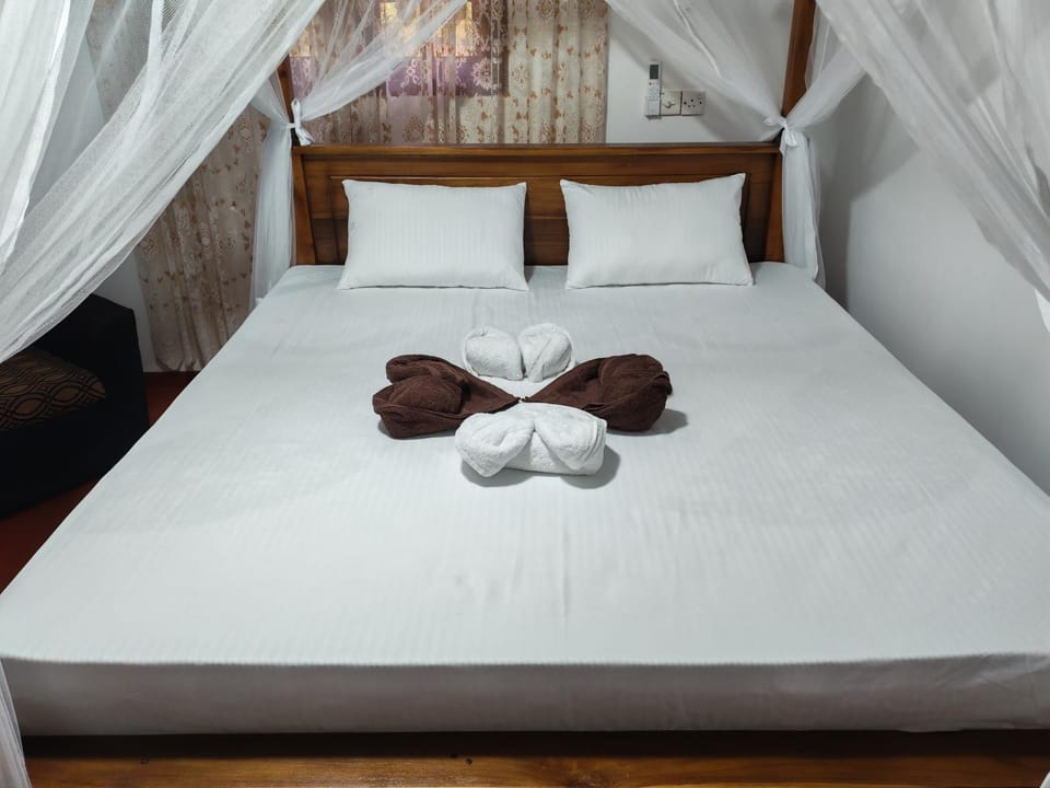 Parrot Nest Villa Villa in Mirissa