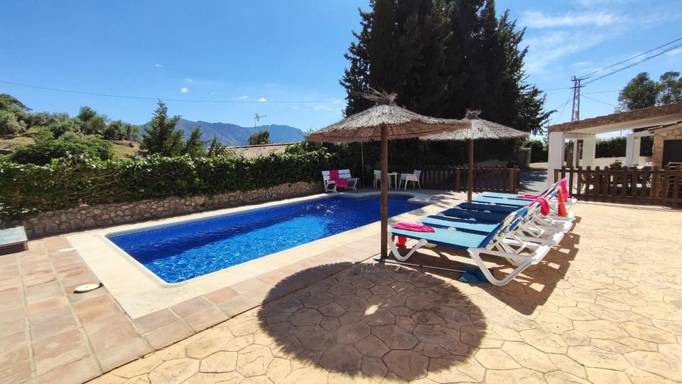 Pool view, Swimming pool