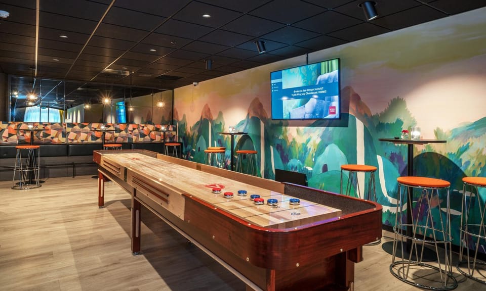 Activities, Lounge or bar