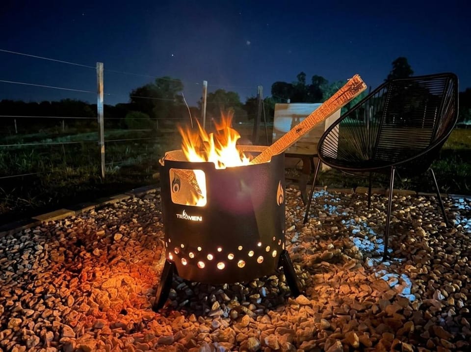 Night, BBQ facilities