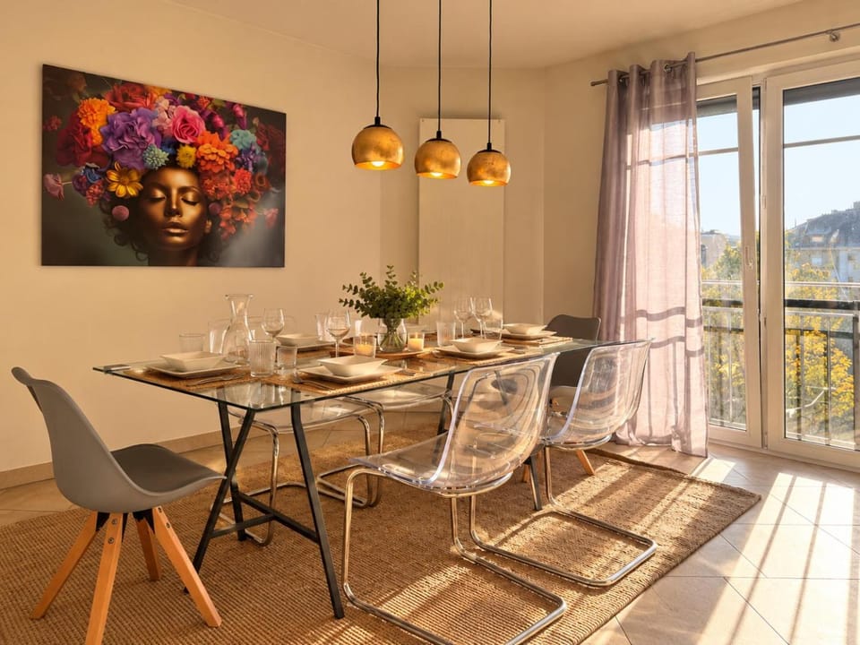 Comfy Apartment near the Station with Parking Apartment in Luxembourg