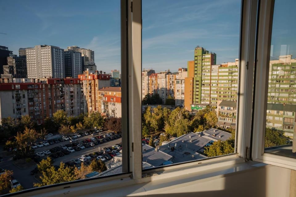 Dardania Rooftop Apartment - Modern & Renovated Apartment in Europe