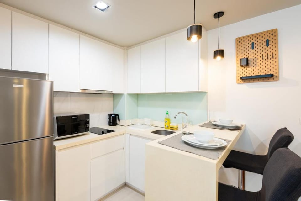Luxury Designer StudioHome Central Sukhumvit BTS Nana Apartment in Bangkok
