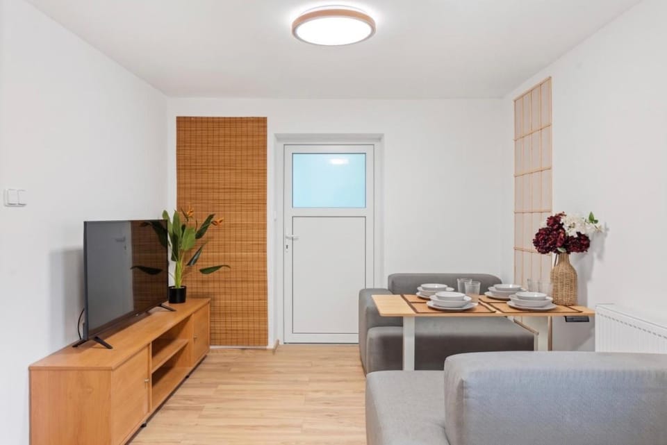 Sakura House Jesenice Apartment in Czechia