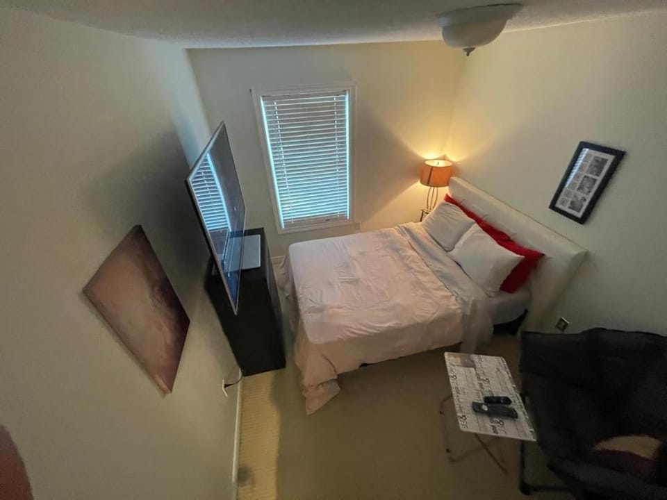 Fresh and White Vacation rental in Oshawa