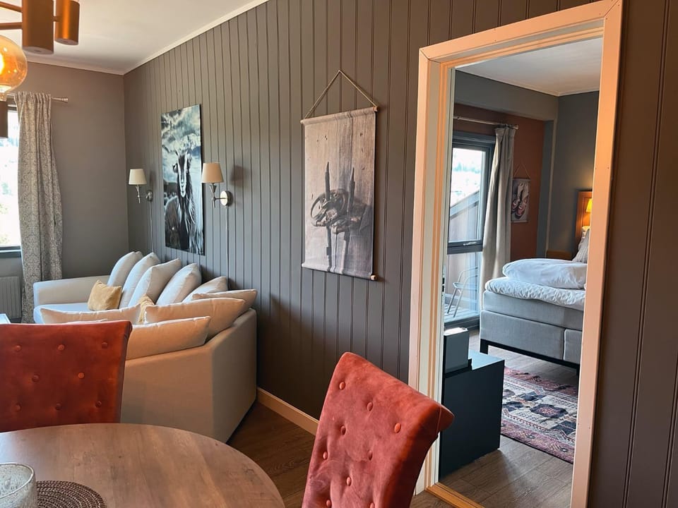 Photo of the whole room, Seating area, Bedroom