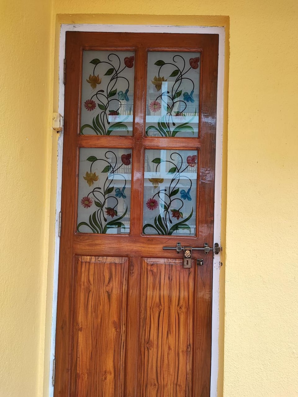 Sweety Pool facing Baga Beach Resort Goa Apartment in Baga