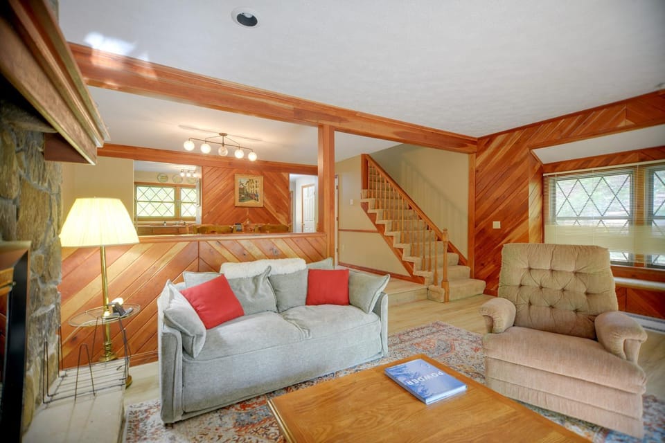 Mountain Escape at Timberline | Ski & Explore House in Dry Fork