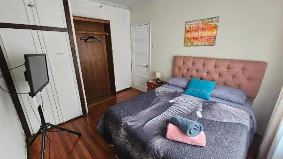 Alojamiento Gloria 2 poniente 333 casa 14 Viña Bed and Breakfast in Vina del Mar