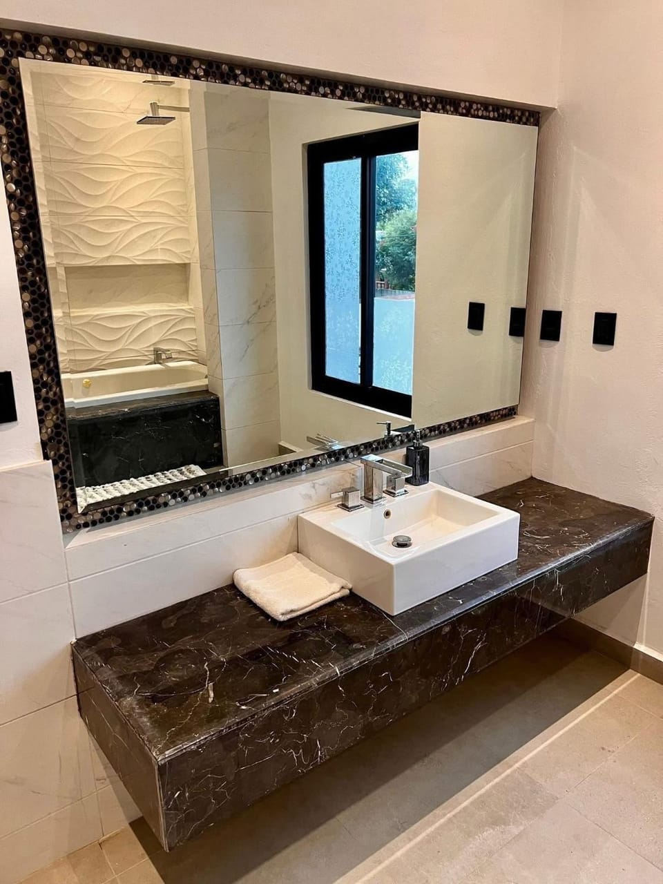 Hospédate Hualahuises Bed and Breakfast in State of Nuevo Leon