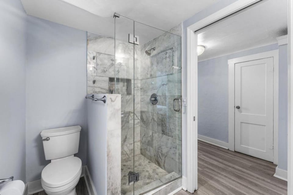 Luxe 3BR Top Floor Oasis with Intracoastal Views Apartment in Lake Worth