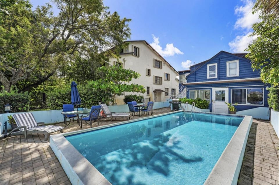 Luxe 4BR Intraoastal House with Pool and Water Views Apartment in Lake Worth