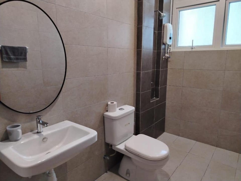 Kuching Suite Cool at Riverine Diamond Apartment in Kuching