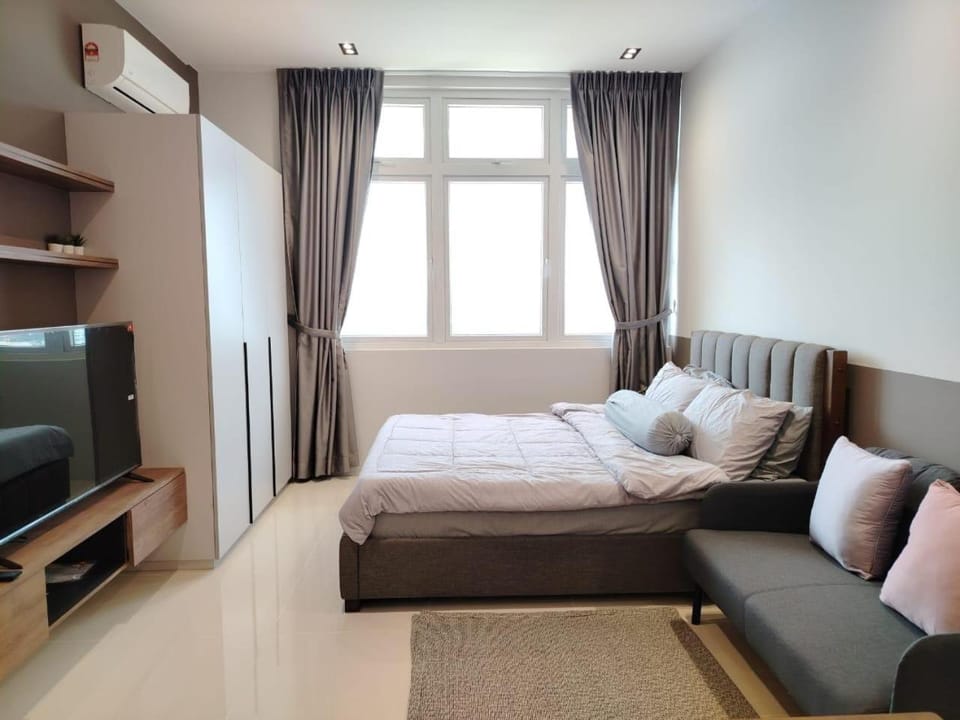 Kuching Suite Cool at Riverine Diamond Apartment in Kuching