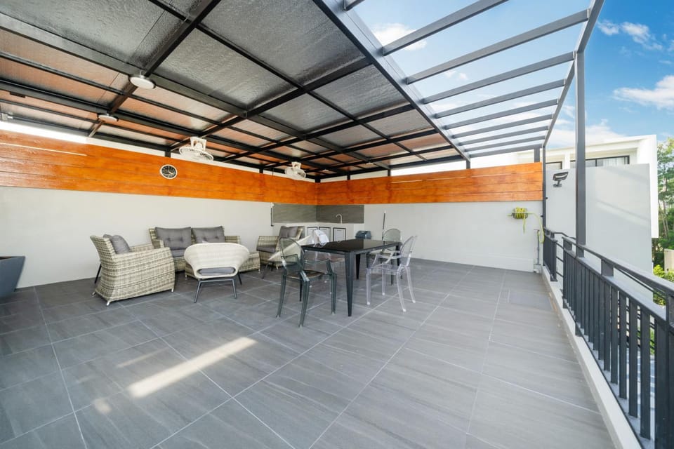 Balcony/Terrace, Dining area