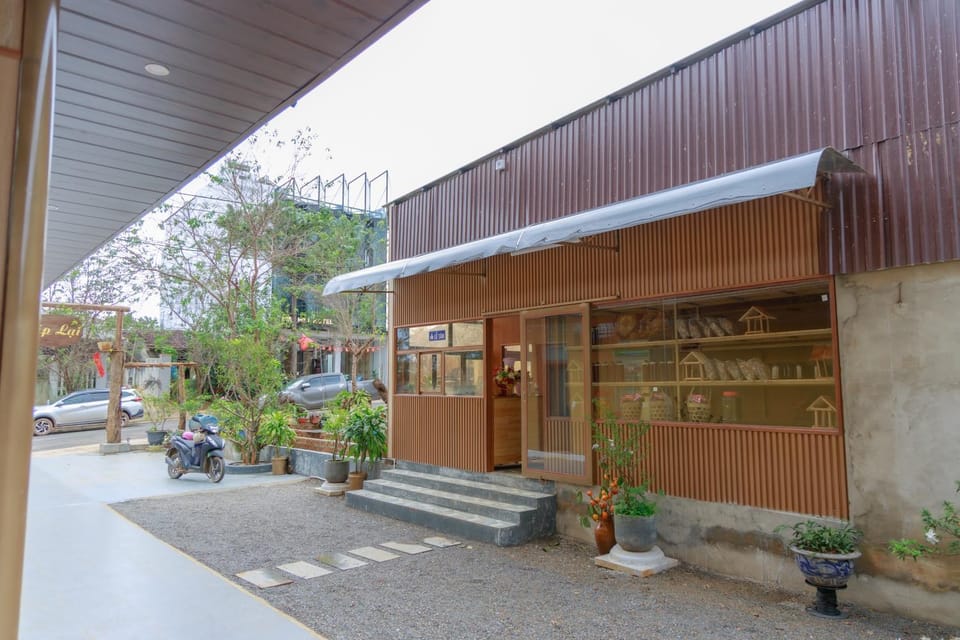 Property building, Day