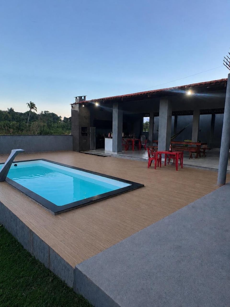 Property building, Day, Pool view, Swimming pool