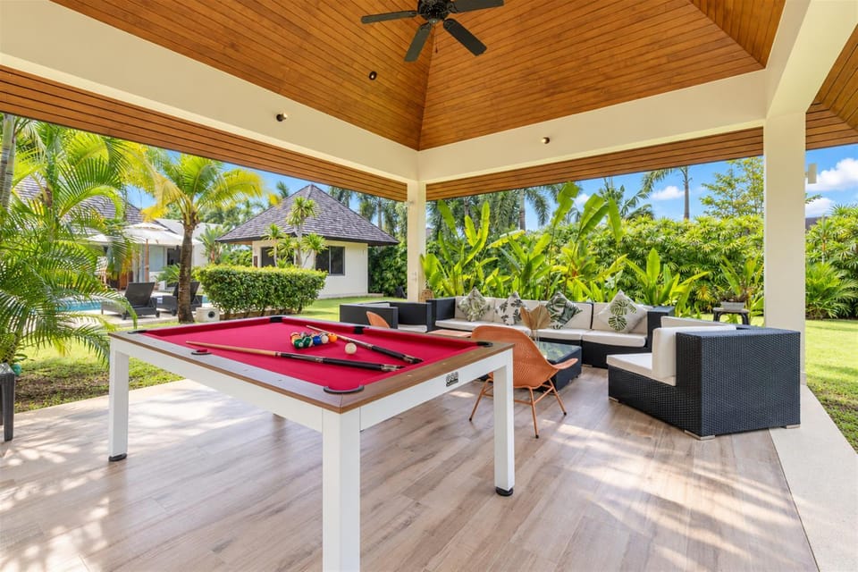 Day, Billiard, Garden, Seating area
