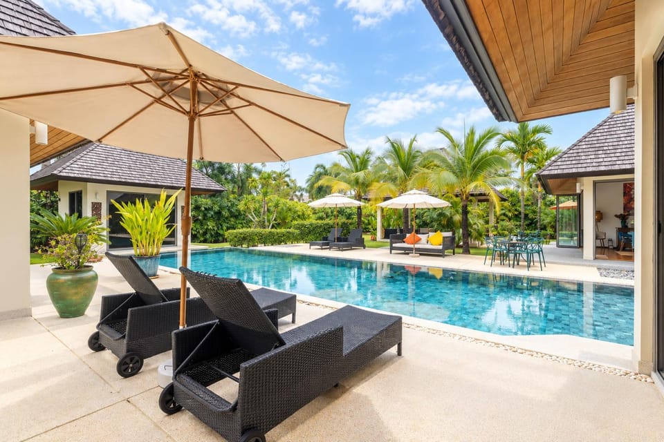 Patio, Day, Garden, Balcony/Terrace, Garden view, Pool view, Swimming pool, sunbed