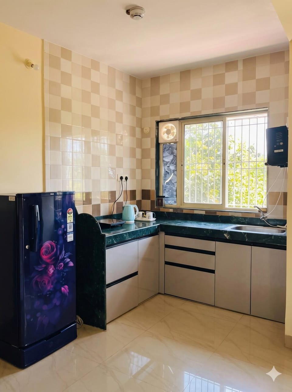 Kitchen or kitchenette