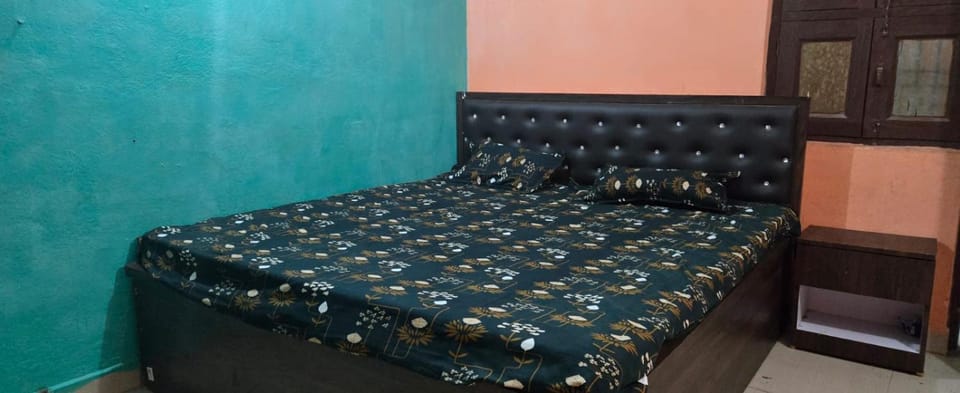 Yoga shaktipeet Guesthouse Bed and Breakfast in India