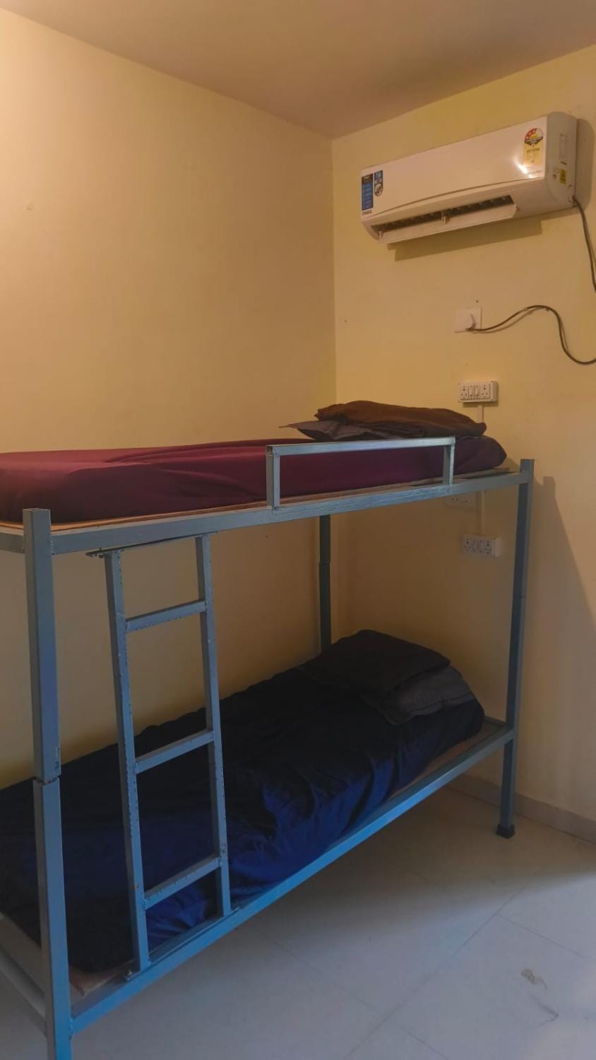 People 's Hostel Hostel in Mandrem