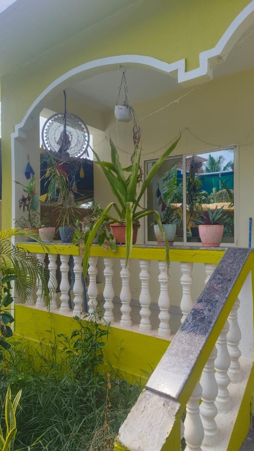 People 's Hostel Hostel in Mandrem