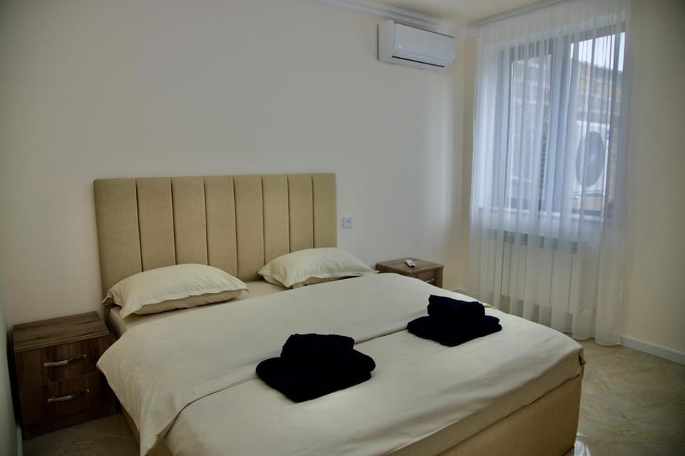 Tairov Family Garden house House in Yerevan
