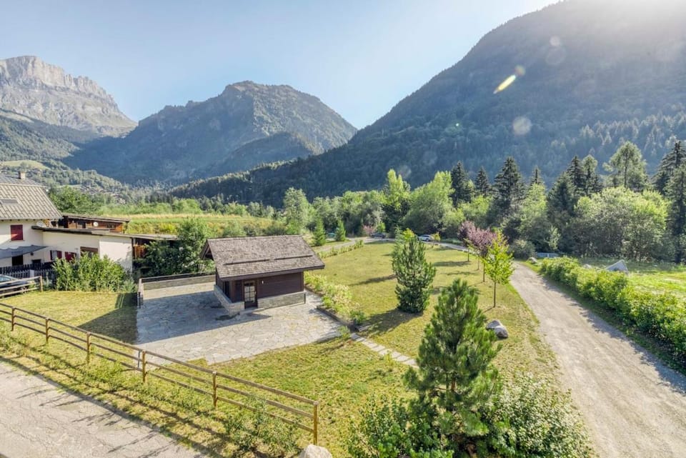 Charming farmhouse for 10 people Chalet in Les Houches