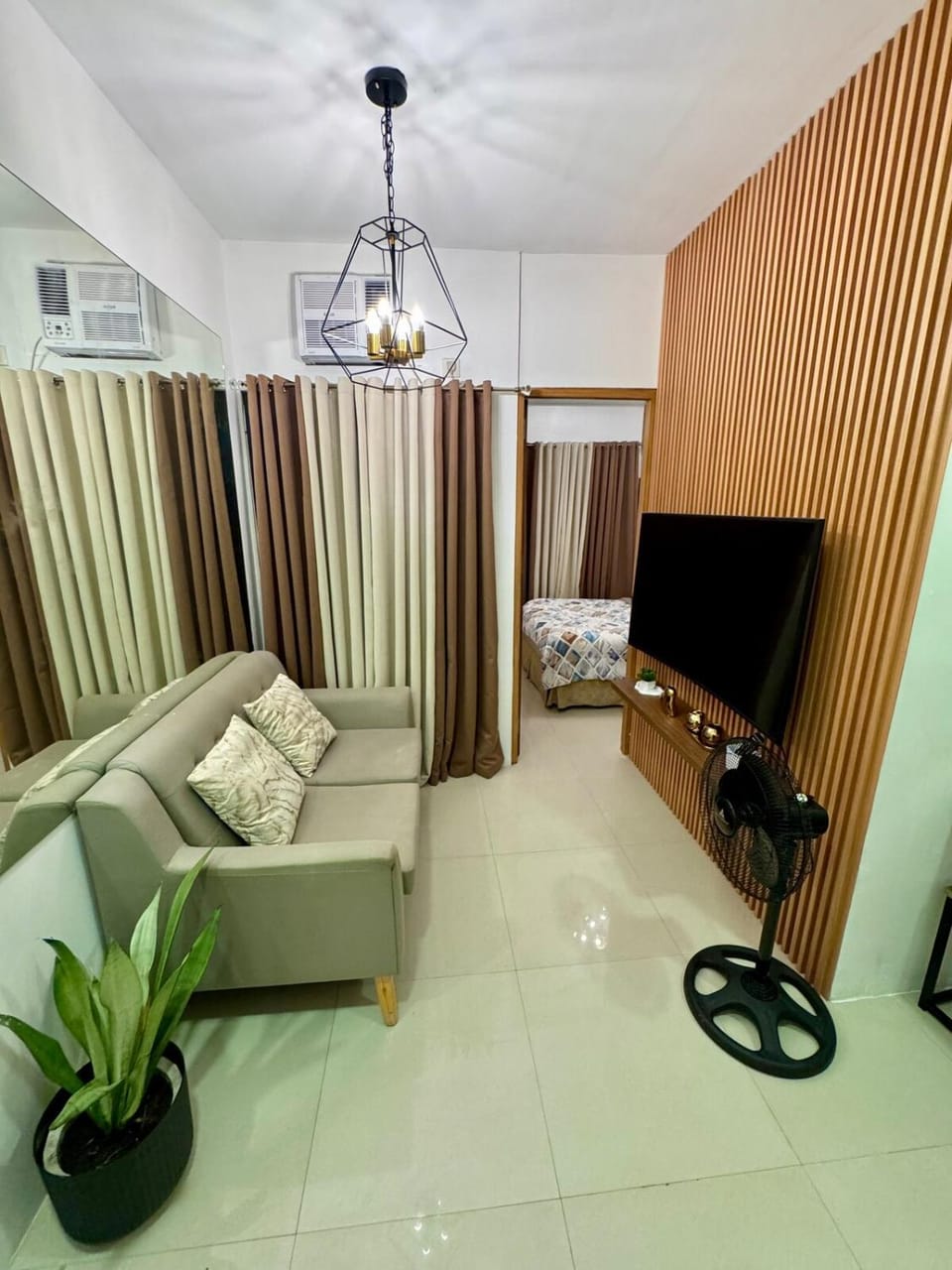 Cozy 1 Bedroom at Lot 8 Condominium Apartment hotel in Lapu-Lapu City