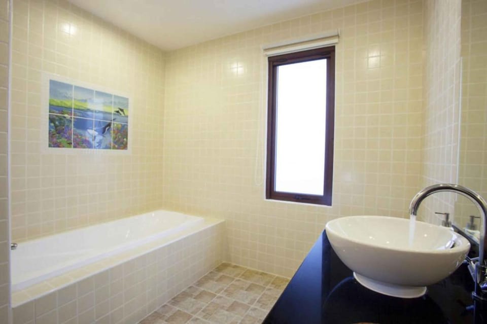 Toilet, Bathroom, Bath