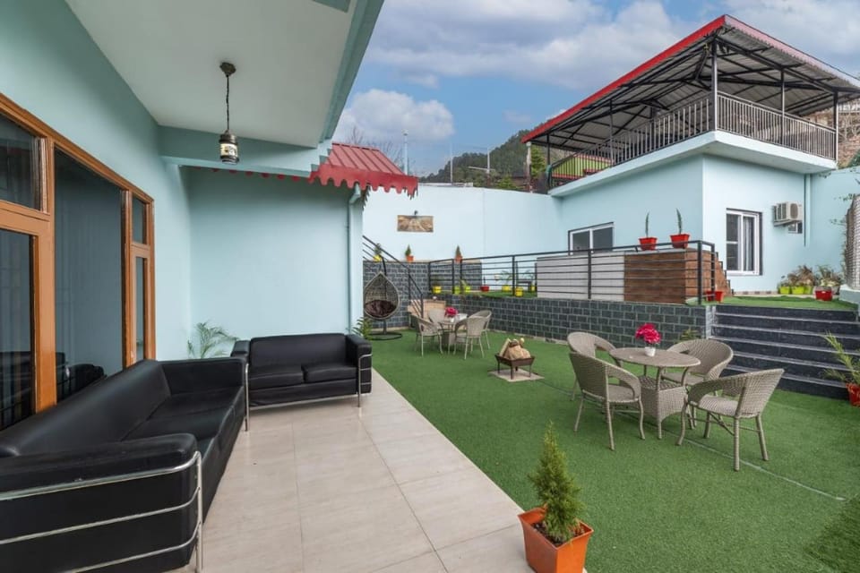 Cascade 4- BHK Villa With Plunge Pool l Free Parking l Open Air Lawn l Managed By ExoticStays Villa in Himachal Pradesh