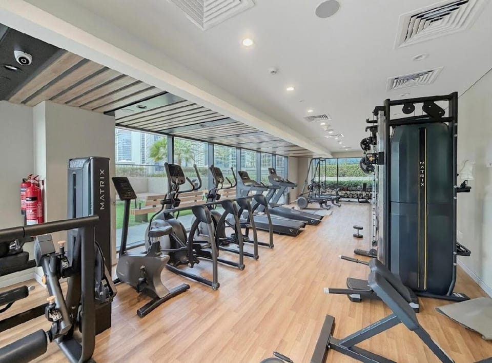 Modern Flat close to Burj Khalifa with stunning pool Apartment in Dubai