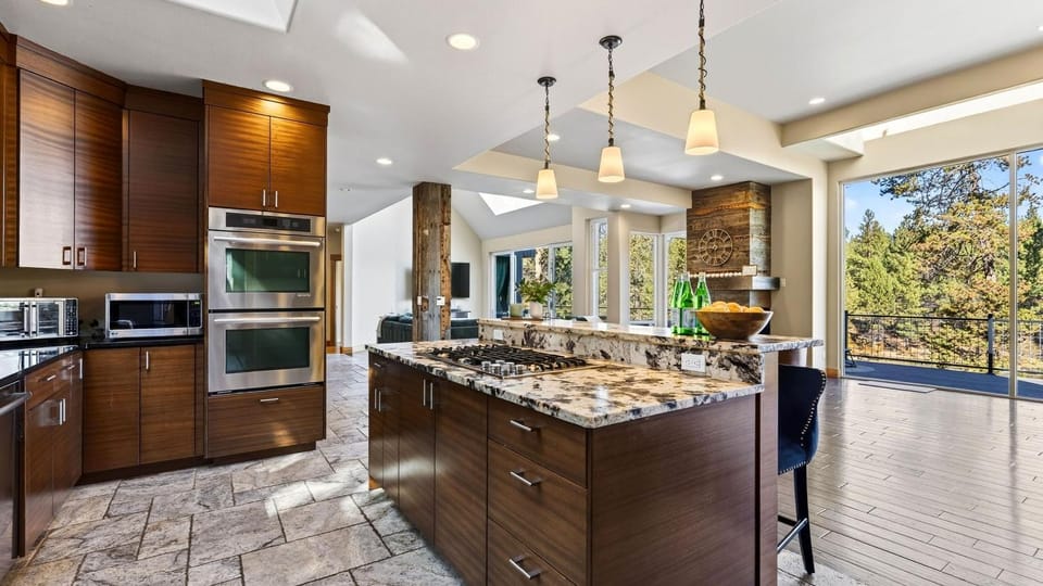 Kitchen or kitchenette, Mountain view
