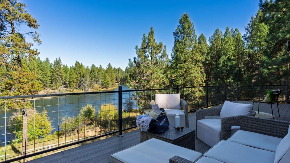Patio, River view, Area and facilities