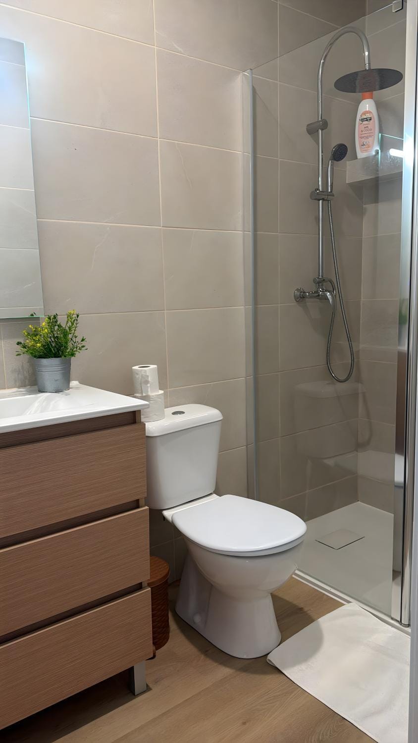 Bathroom, Living room