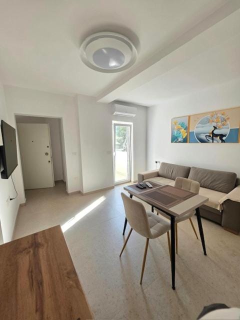 Erta Apartaments Apartment in Tirana County, Albania