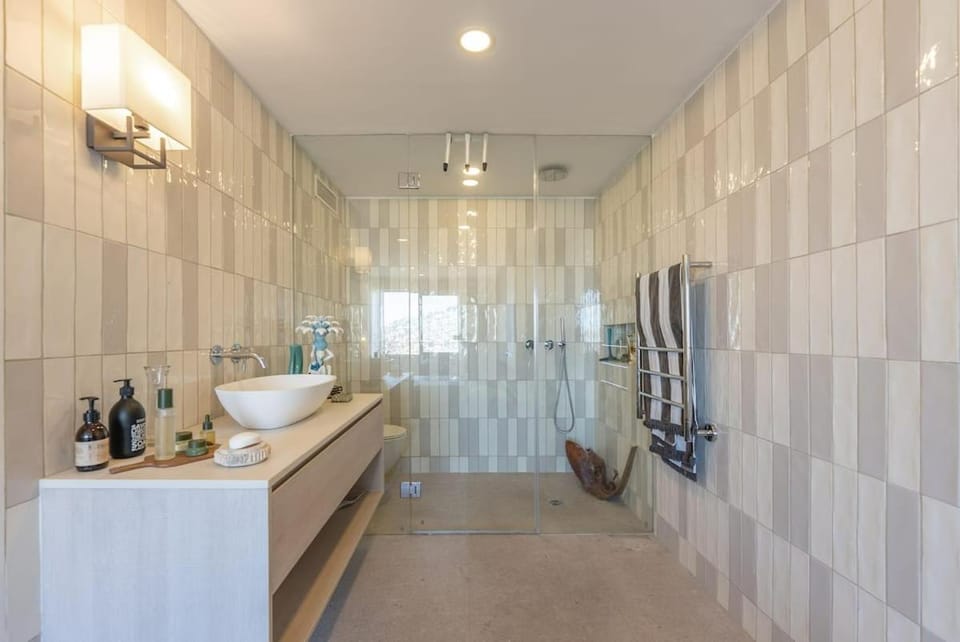 Picture-perfect Penthouse with 360-degree views Apartment in Sea Point