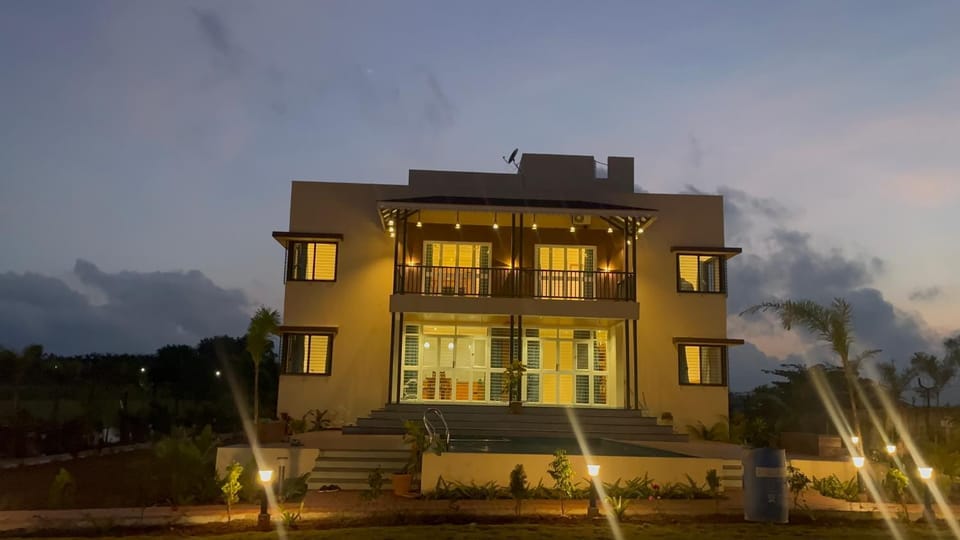 leela villa lower 2bh House in Maharashtra