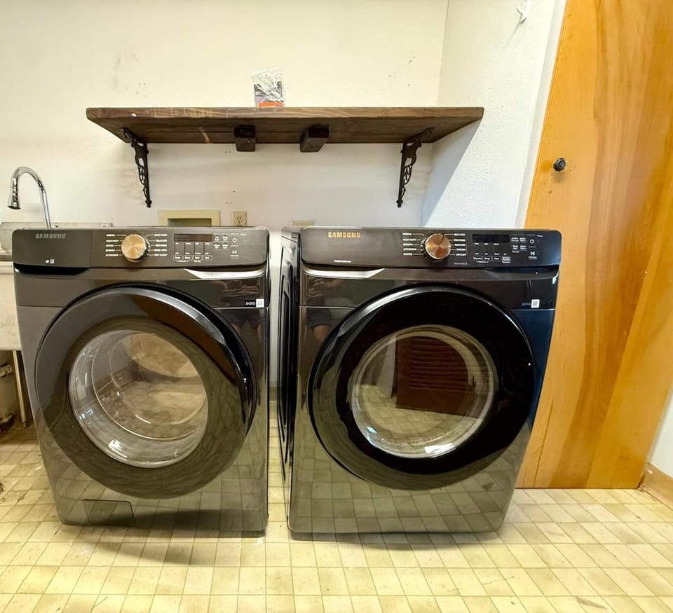 storage, laundry, washing machine, dryer