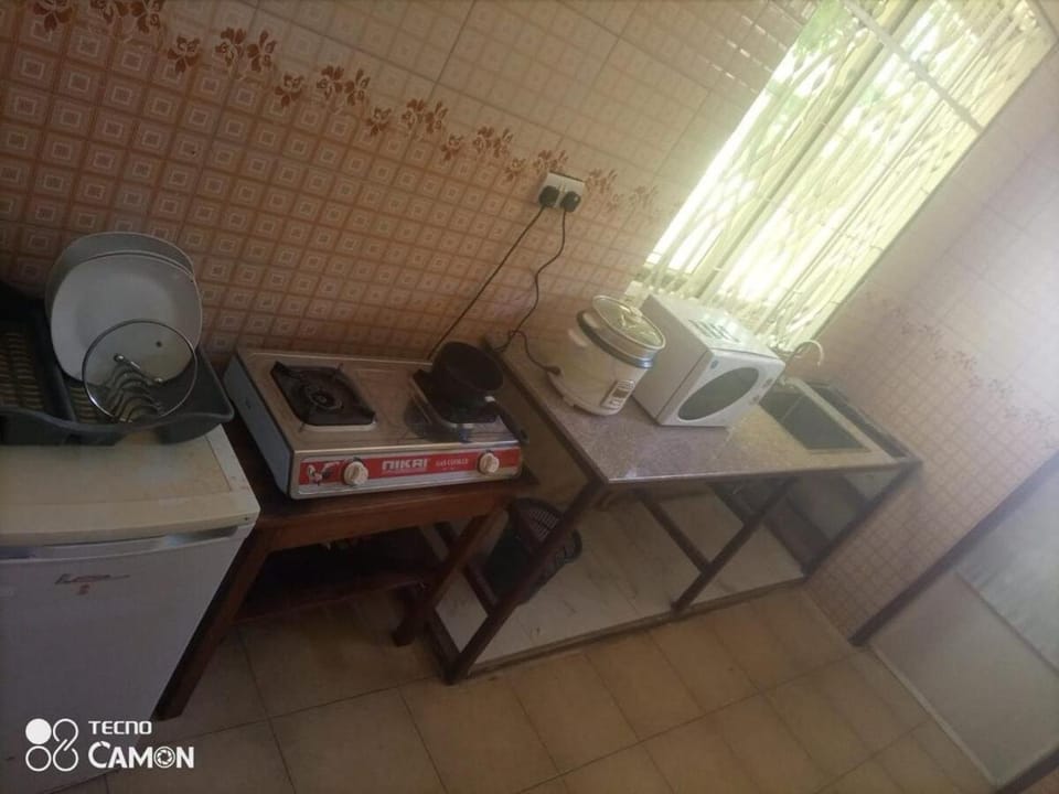 3- bedroom siesta house with free parking Apartment in Tanzania