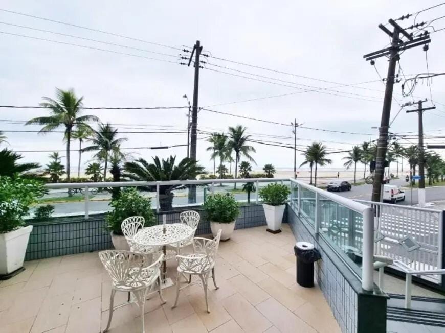 Único Apartamento Frente Mar com Vista 270 Graus Apartment in State of São Paulo