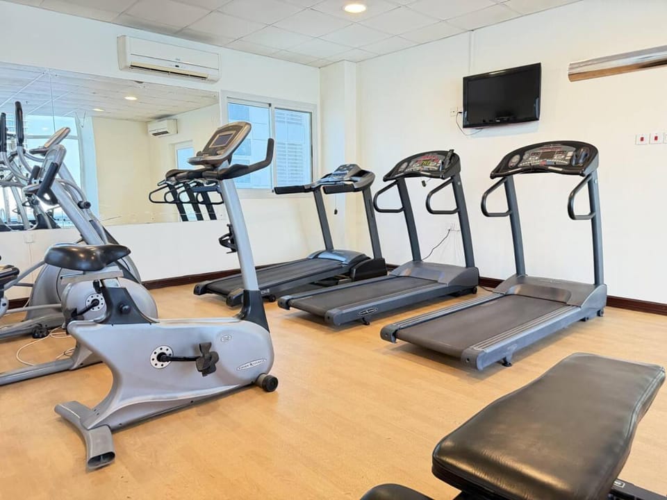 Downtown Access Pool & Gym in Juffair FJV42O Apartment in Manama